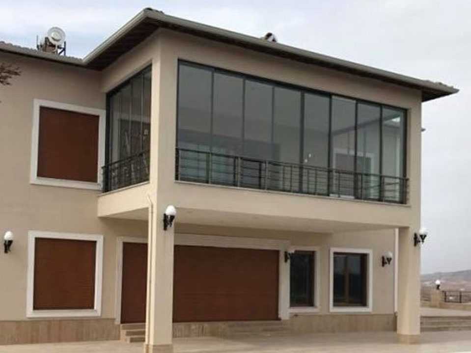 Iscaml Srme Cam Balkon
